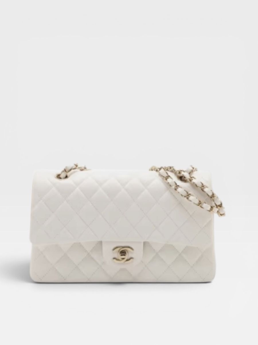 Chanel medium caviar white ghw microchip 2021